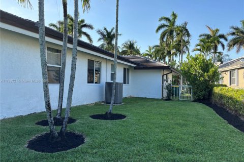 House in Plantation, Florida 4 bedrooms № 1647102 - photo 17