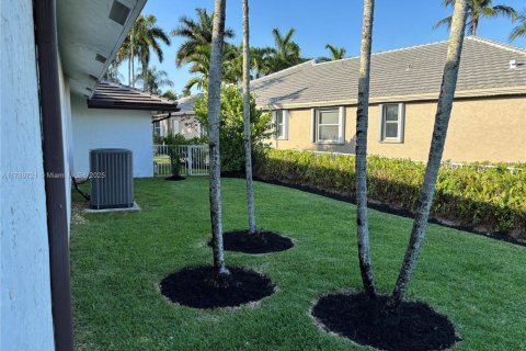 House in Plantation, Florida 4 bedrooms № 1647102 - photo 18