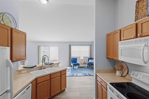 Casa en venta en The Villages, Florida, 2 dormitorios, 110.37 m2 № 1914471 - foto 7
