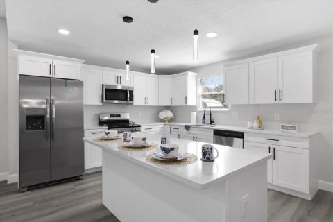 Casa en venta en Plant City, Florida, 3 dormitorios, 127 m2 № 1904313 - foto 5