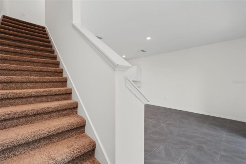 Townhouse in Wesley Chapel, Florida 3 bedrooms, 155.43 sq.m. № 2283747 - photo 20