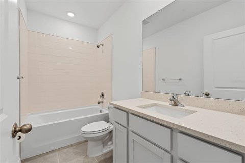 Townhouse in Wesley Chapel, Florida 3 bedrooms, 155.43 sq.m. № 2283747 - photo 29