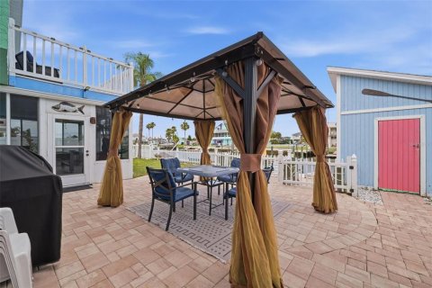 Casa en venta en Hernando Beach, Florida, 3 dormitorios, 222.41 m2 № 2107885 - foto 14