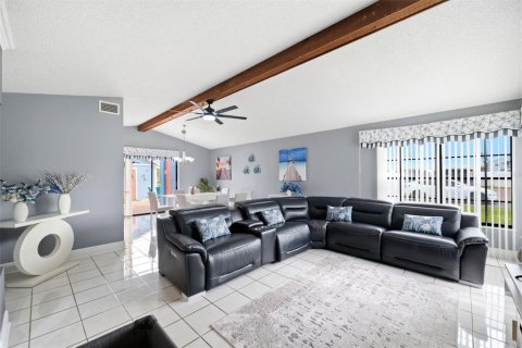 Casa en venta en Hernando Beach, Florida, 3 dormitorios, 222.41 m2 № 2107885 - foto 30