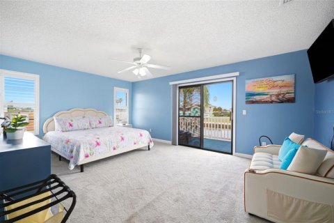 Casa en venta en Hernando Beach, Florida, 3 dormitorios, 222.41 m2 № 2107885 - foto 7