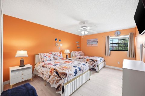 Casa en venta en Hernando Beach, Florida, 3 dormitorios, 222.41 m2 № 2107885 - foto 9