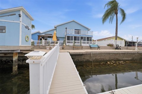 Casa en venta en Hernando Beach, Florida, 3 dormitorios, 222.41 m2 № 2107885 - foto 20