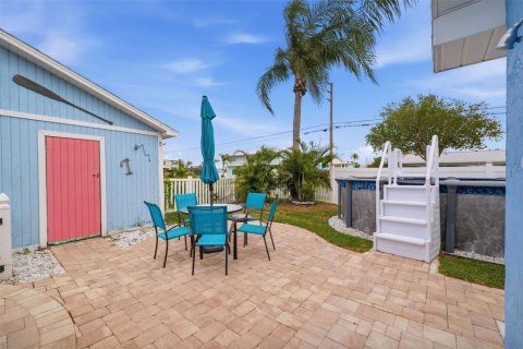 Casa en venta en Hernando Beach, Florida, 3 dormitorios, 222.41 m2 № 2107885 - foto 16