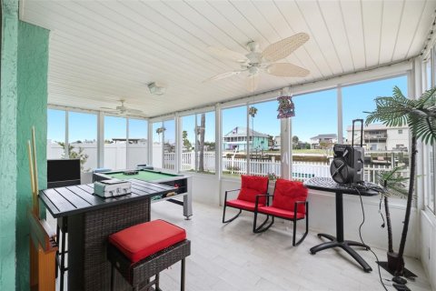 Casa en venta en Hernando Beach, Florida, 3 dormitorios, 222.41 m2 № 2107885 - foto 12