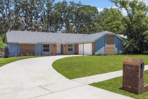 Casa en alquiler en Orlando, Florida, 3 dormitorios, 163.69 m2 № 1912376 - foto 1