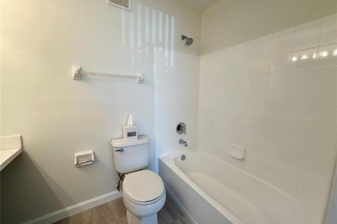Снять в аренду таунхаус в Корал-Спрингс, Флорида 1 комната, 97.55м2, № 2086642 - фото 23