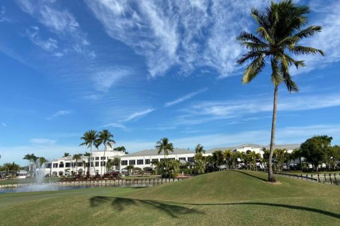 Condo in Lake Worth, Florida, 2 bedrooms № 2261601 - photo 30