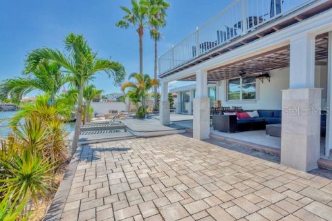 Casa en alquiler en Tampa, Florida, 4 dormitorios, 220.55 m2 № 2157535 - foto 16