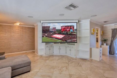 Casa en alquiler en Tampa, Florida, 4 dormitorios, 220.55 m2 № 2157535 - foto 7