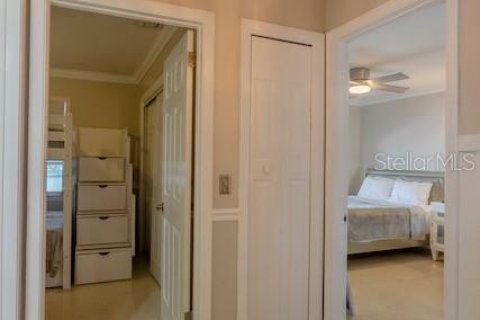 Casa en alquiler en Tampa, Florida, 4 dormitorios, 220.55 m2 № 2157535 - foto 21