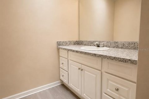 Copropriété à louer à Orlando, Floride: 2 chambres, 120.77 m2 № 2277246 - photo 11