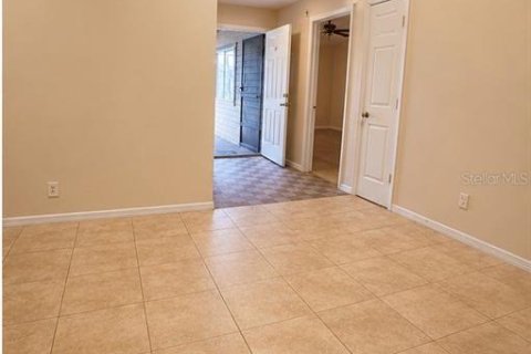 Copropriété à louer à Orlando, Floride: 2 chambres, 120.77 m2 № 2277246 - photo 4