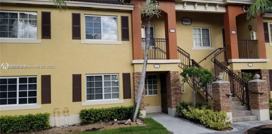 Condominio en Homestead, Florida, 2 dormitorios  № 1763623