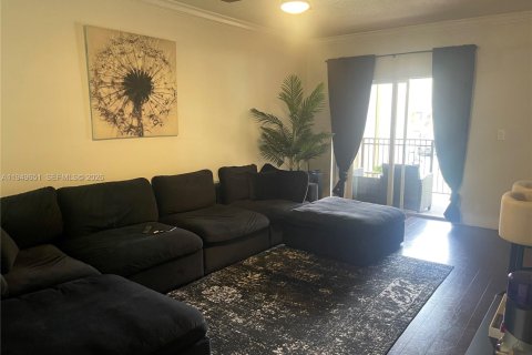 Снять в аренду кондоминиум в Пемброк-Пайнс, Флорида 2 спальни, 104.98м2, № 2005250 - фото 13