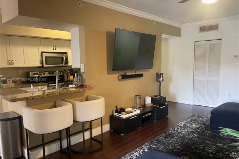 Снять в аренду кондоминиум в Пемброк-Пайнс, Флорида 2 спальни, 104.98м2, № 2005250 - фото 14