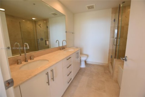 Condominio en venta en West Palm Beach, Florida, 2 dormitorios, 104.05 m2 № 2036446 - foto 14