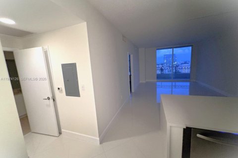 Condominio en venta en West Palm Beach, Florida, 2 dormitorios, 104.05 m2 № 2036446 - foto 23