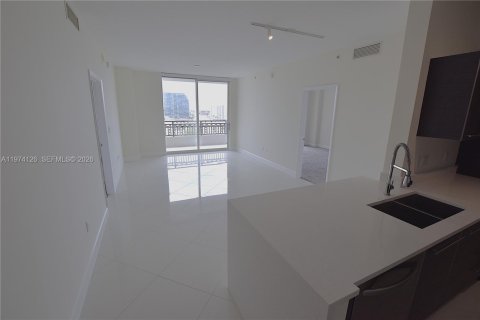 Condominio en venta en West Palm Beach, Florida, 2 dormitorios, 104.05 m2 № 2036446 - foto 8