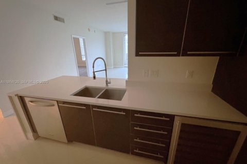 Condominio en venta en West Palm Beach, Florida, 2 dormitorios, 104.05 m2 № 2036446 - foto 24