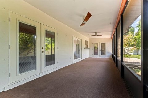 House in Saint Petersburg, Florida 3 bedrooms, 169.73 sq.m. № 1869467 - photo 27