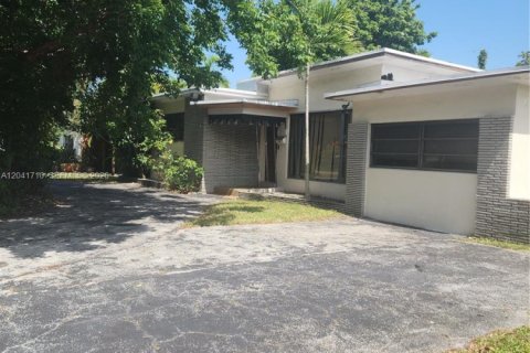 Casa en venta en North Miami, Florida, 2 dormitorios, 132.11 m2 № 2241667 - foto 7