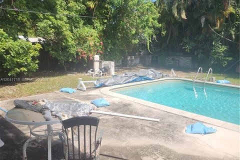 Casa en venta en North Miami, Florida, 2 dormitorios, 132.11 m2 № 2241667 - foto 9