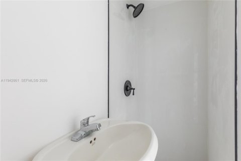 Villa ou maison à vendre à Miami Gardens, Floride: 3 chambres, 96.06 m2 № 1999133 - photo 20