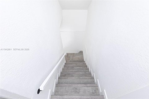 Villa ou maison à vendre à Miami Gardens, Floride: 3 chambres, 96.06 m2 № 1999133 - photo 9