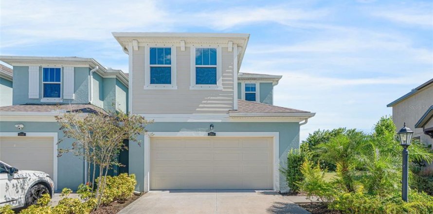 Adosado en HARMONY AT LAKEWOOD RANCH en Bradenton, Florida 3 dormitorios, 162.3 m2 № 2428898