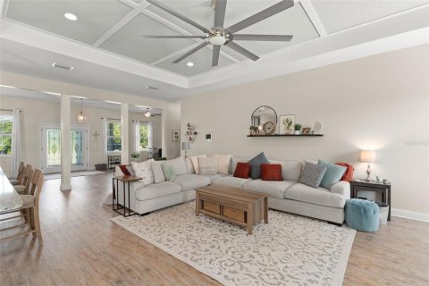 House in DeLand, Florida 4 bedrooms, 265.79 sq.m. № 1637351 - photo 10