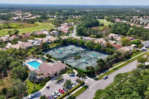 Villa ou maison à vendre à Stuart, Floride: 3 chambres, 183.2 m2 № 1141248 - photo 1