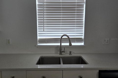 Touwnhouse à louer à Kissimmee, Floride: 4 chambres, 174.01 m2 № 1562887 - photo 6