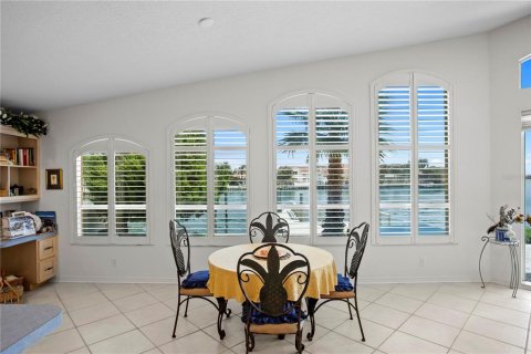 Villa ou maison à vendre à Belleair Beach, Floride: 3 chambres, 253.53 m2 № 2217341 - photo 19