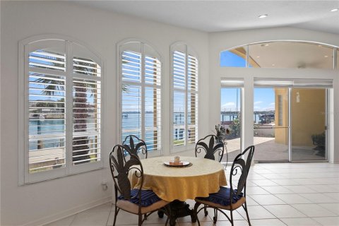 Villa ou maison à vendre à Belleair Beach, Floride: 3 chambres, 253.53 m2 № 2217341 - photo 20