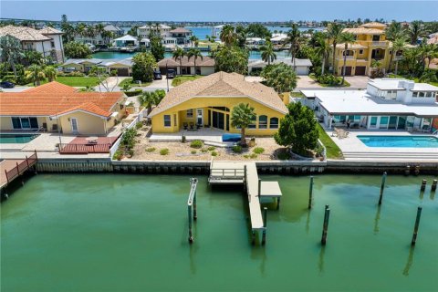 Villa ou maison à vendre à Belleair Beach, Floride: 3 chambres, 253.53 m2 № 2217341 - photo 5