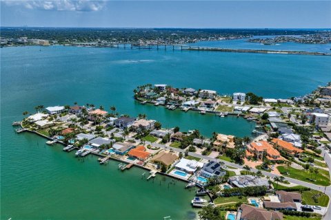 Villa ou maison à vendre à Belleair Beach, Floride: 3 chambres, 253.53 m2 № 2217341 - photo 6