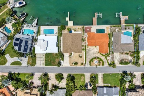 Villa ou maison à vendre à Belleair Beach, Floride: 3 chambres, 253.53 m2 № 2217341 - photo 29