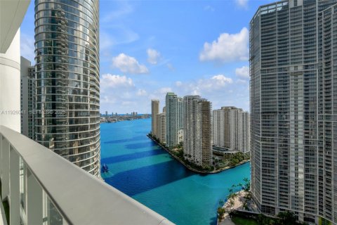 Condominio en venta en Miami, Florida, 2 dormitorios, 139.35 m2 № 1986677 - foto 20