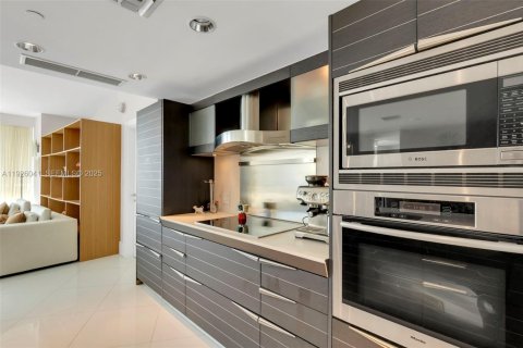Condominio en venta en Miami, Florida, 2 dormitorios, 139.35 m2 № 1986677 - foto 7