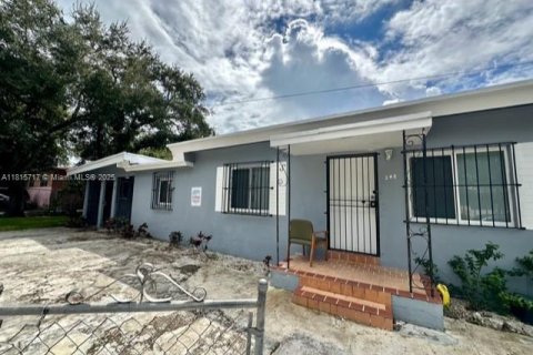 Commercial property in Miami, Florida 180.42 sq.m. № 1772306 - photo 17