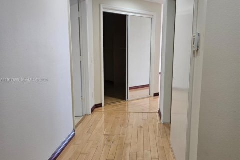 Купить кондоминиум в Авентура, Флорида 3 спальни, 226.68м2, № 2153867 - фото 11