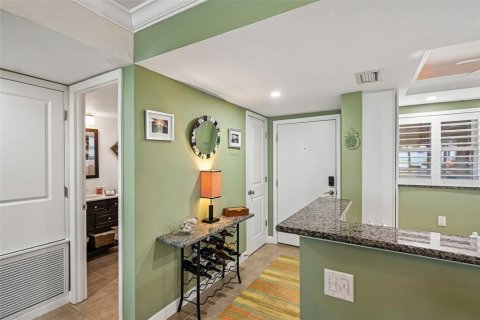 Copropriété à vendre à Sarasota, Floride: 1 chambre, 80.36 m2 № 2398857 - photo 8