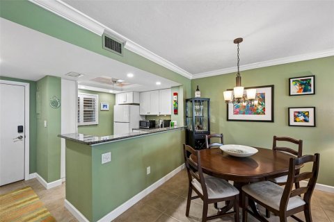 Copropriété à vendre à Sarasota, Floride: 1 chambre, 80.36 m2 № 2398857 - photo 9