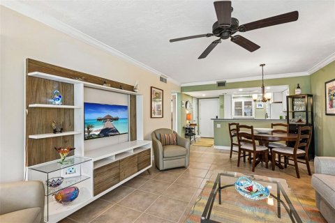 Copropriété à vendre à Sarasota, Floride: 1 chambre, 80.36 m2 № 2398857 - photo 15