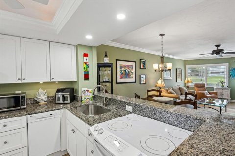 Copropriété à vendre à Sarasota, Floride: 1 chambre, 80.36 m2 № 2398857 - photo 5